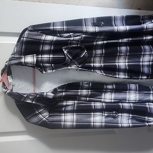 long sleeve black and white plaid shirt